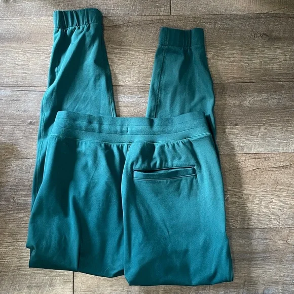 Gilly Hicks Sweatpants Joggers & Sweatshirt Hoodie Set - Picture 6 of 10